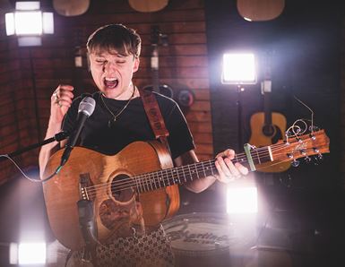 Gifts For Singers: Essential Equipment!