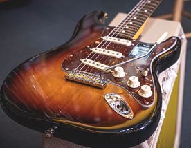 The HISTORY of the Fender STRATOCASTER