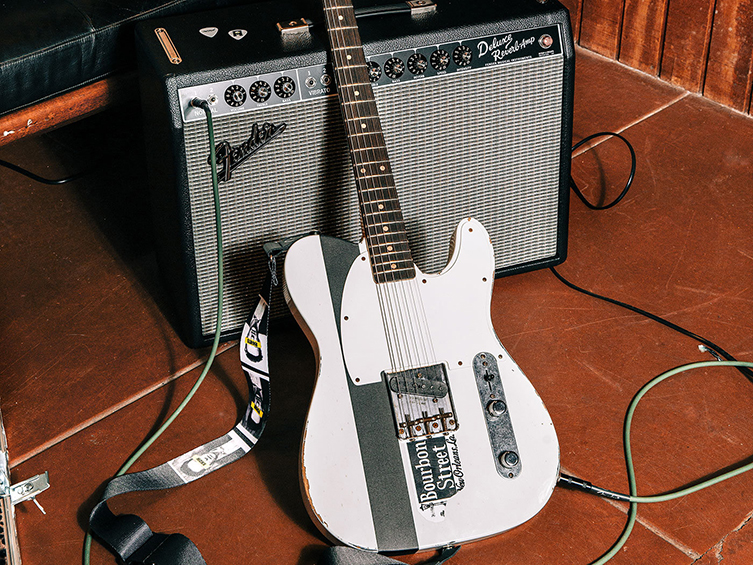 JOE STRUMMER Fender Custom Shop Esquire | guitarguitar