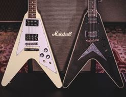 10 Most Famous Gibson Flying V Guitar Players Ever