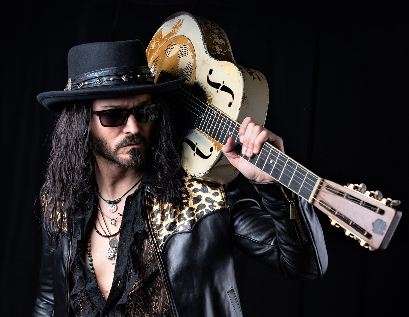 Guitar Legends: Slash – the cat in the hat who saved hard rock guitar from  itself