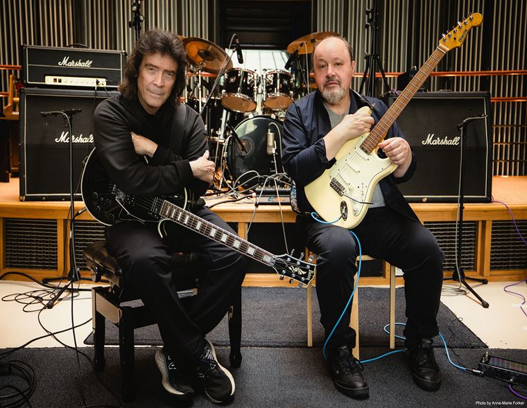 Steve HACKETT and Steve ROTHERY Sail the ROARING WAVES