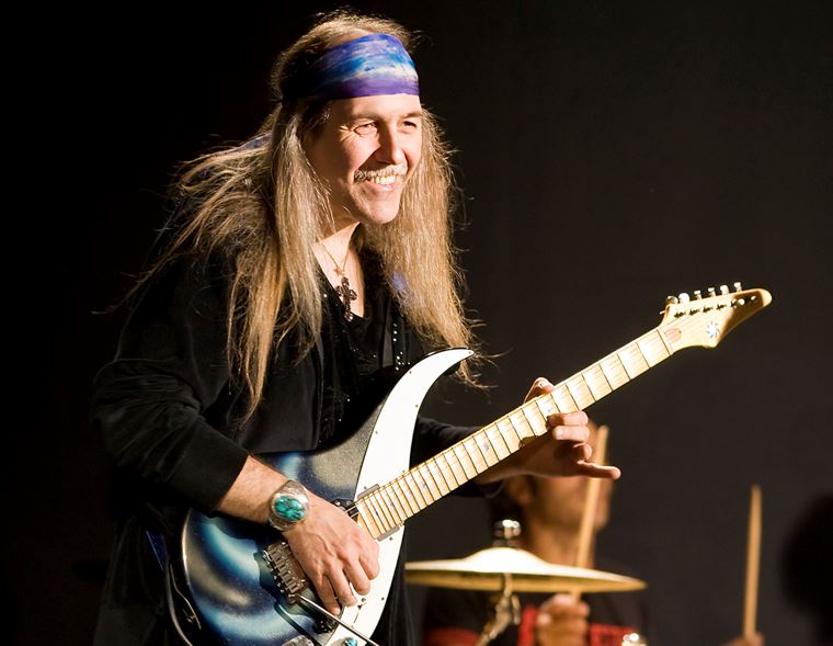 "When I Do Music, I Don't Exist: Nothing Else Exists" Uli Jon Roth talks EXCLUSIVELY to guitarguitar!