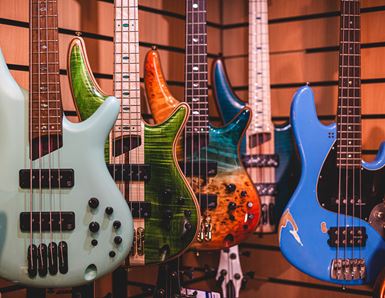 The ULTIMATE Guide to BASS Guitars
