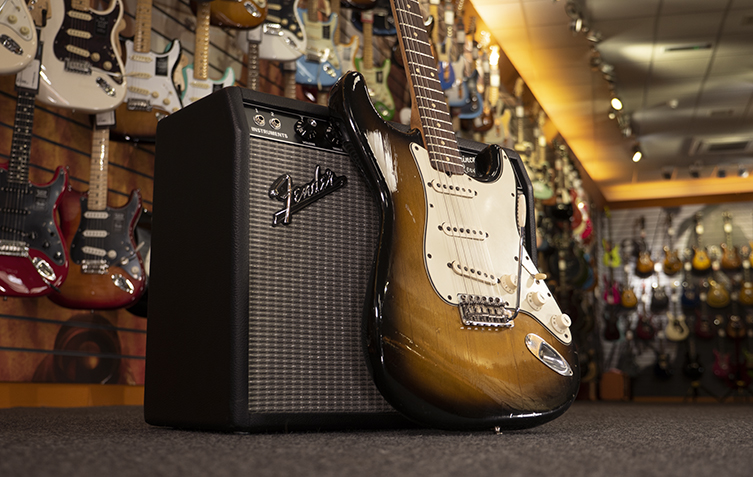 Fender sale store