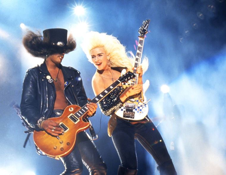 Michael Jackson's Guitarist JENNIFER BATTEN on Jeff Beck and Cirque Du Soleil