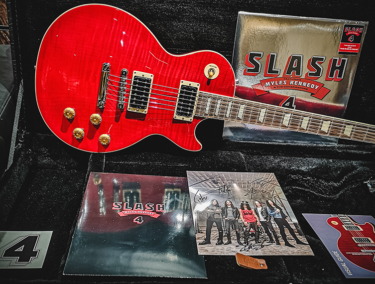 Gibson Launch Slash Les Paul Standard Limited 4 Album Edition Guitar