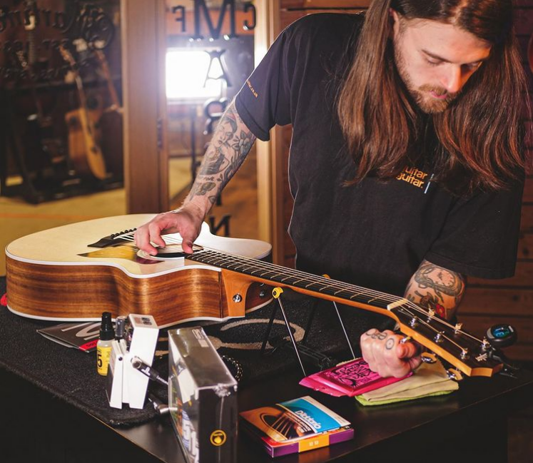 How To Choose The Best Acoustic Guitar Strings