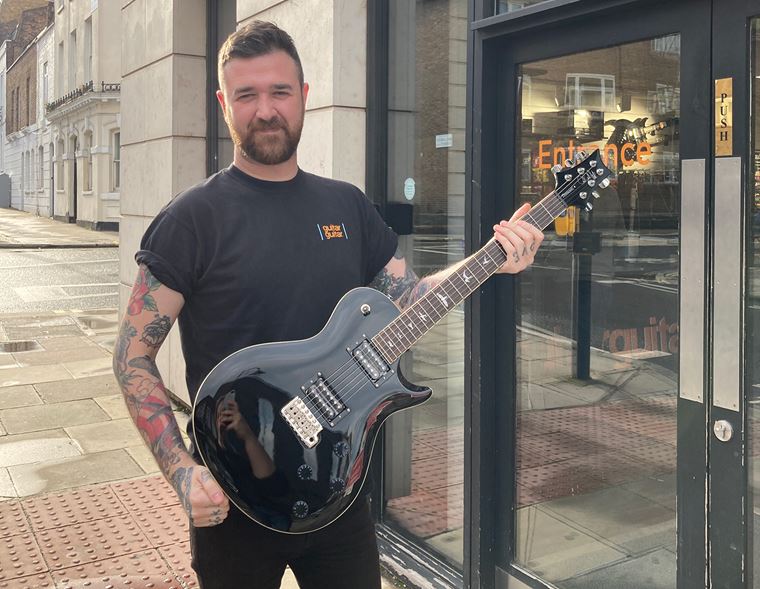 Win a PRS SE Tremonti at your local guitarguitar store!