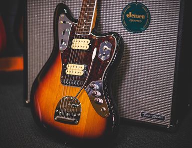 NIRVANA Guitar Gear Guide