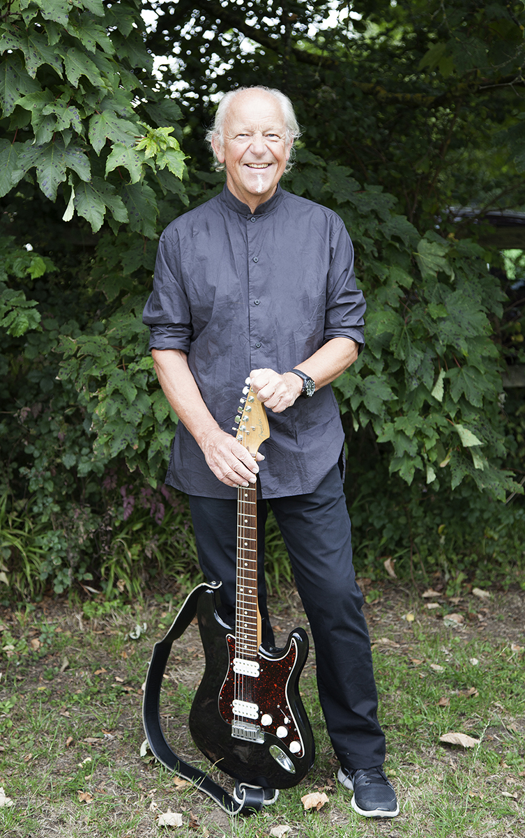 Interview With Martin Barre - Interviews